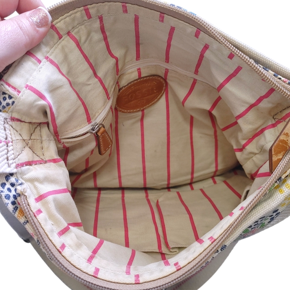 Canvas Floral Print Crossbody Bag in Beige and Orange - Picture 9 of 11